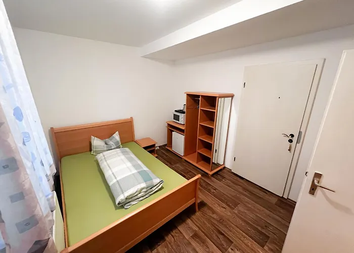 Monteurunterkunft Zum Mohr בית הארחה Birstein