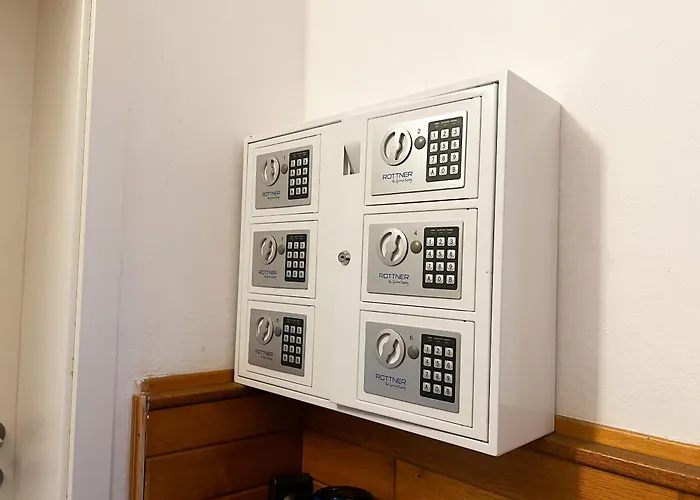 Monteurunterkunft Zum Mohr בית הארחה *