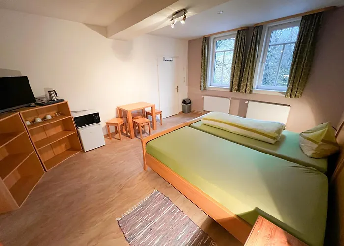 Monteurunterkunft Zum Mohr בית הארחה *